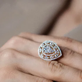 купить Золотое кольцо с природными бриллиантами 1,66 карат в Москве