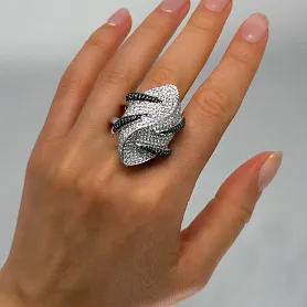 купить Золотое кольцо с бриллиантами 3,72 карат в Москве