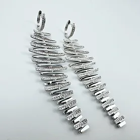 купить Золотые серьги с природными бриллиантами 1,40 карат в Москве