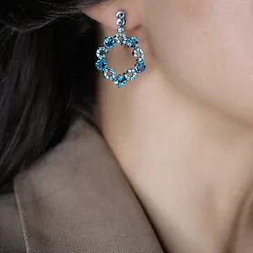 купить Золотые серьги с голубыми топазами и бриллиантами  в Москве