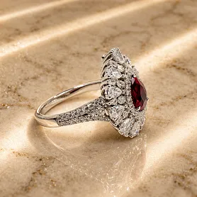 купить Золотое кольцо с бриллиантами и рубином 1 карат в Москве