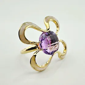купить Золотое кольцо с аметистом 4 карата в Москве