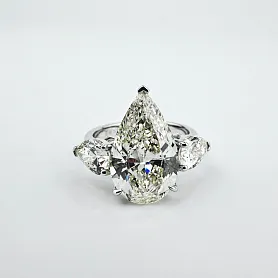 купить Золотое кольцо с природными бриллиантами 6,71 карат в Москве