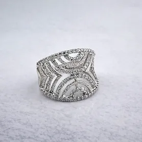 купить Золотое кольцо с природными бриллиантами 0,50 карат в Москве