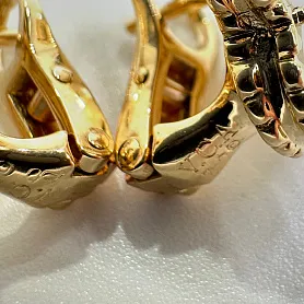 купить Серьги бренда Van Cleef & Arpels Vintage Alhambra в Москве