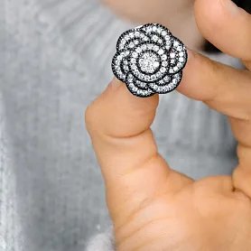 купить Золотые серьги с природными бриллиантами 3 карата в Москве