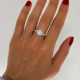 купить Золотое кольцо с природными бриллиантами 0,51 карат в Москве