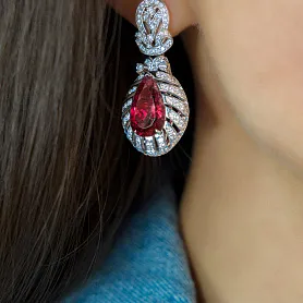 купить Золотые серьги с природными рубеллитами 9,23 карат в Москве