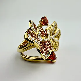 купить Кольцо с природными сапфирами и бриллиантами в Москве