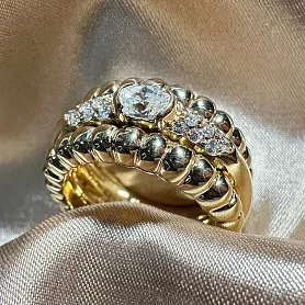купить Золотое кольцо бренда Piaget винтаж в Москве
