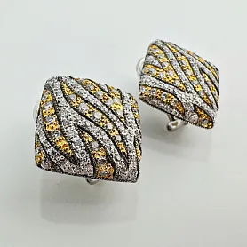 купить Золотые серьги с природными бриллиантами 1,42 карат в Москве