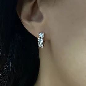 купить Золотые серьги с природными бриллиантами 2,23 карат в Москве