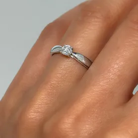 купить Кольцо бренда Tiffany & Co. Harmony 0,21 H/VS1 в Москве