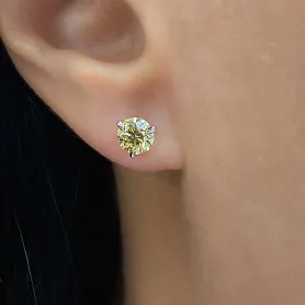 купить Золотые серьги - пусеты с бриллиантами 1,52 карат в Москве