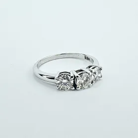 купить Золотое кольцо с природными бриллиантами 1,08 карат в Москве