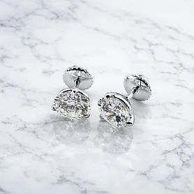 купить Золотые серьги - пусеты с бриллиантами 3,01 карат в Москве