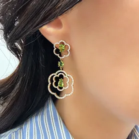 купить Золотые серьги с хризолитами и бриллиантами 1,38 карат в Москве