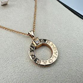 купить Золотой кулон бренда Bvlgari Bvlgari 344492 в Москве