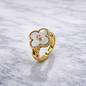 купить Кольцо бренда Van Cleef & Arpels Vintage Alhambra в Москве