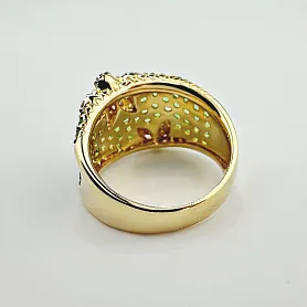 купить Золотое кольцо с цавортами и бриллиантами 0,24 карат в Москве