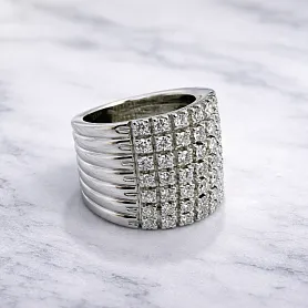 купить Золотое кольцо с бриллиантами 1,54 карат в Москве