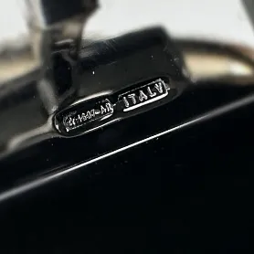 купить Золотые запонки бренда Bvlgari в Москве