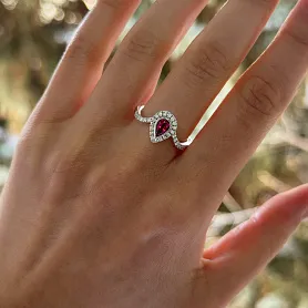 купить Золотое кольцо бренда Alfieri & St.John с рубином в Москве