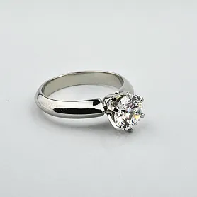 купить Платиновое кольцо с природным бриллиантом 0,92 карата в Москве