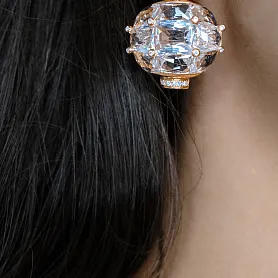 купить Золотые серьги с кварцем и бриллиантами 0,30 карат в Москве