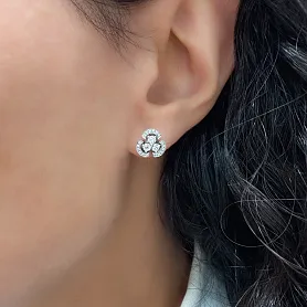 купить Золотые серьги-пусеты Арт Модерн с бриллиантами  в Москве