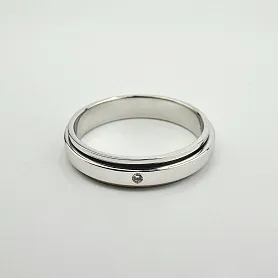 купить Золотое кольцо бренда Piaget Posession 0,02 ct. в Москве