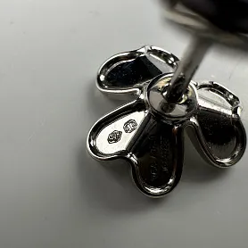 купить Серьги бренда Van Cleef & Arpels Frivole mini в Москве